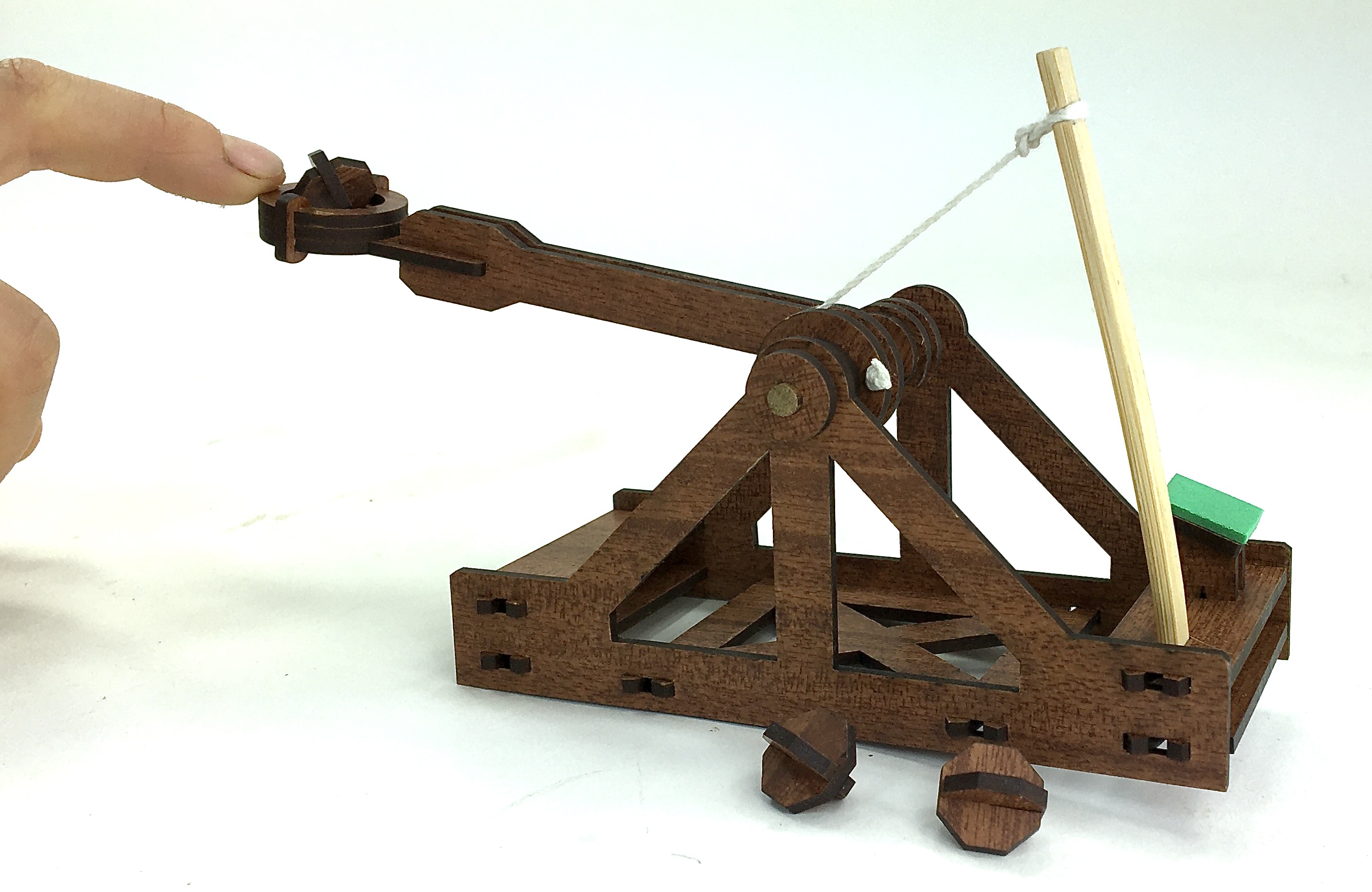 Mini catapult 3